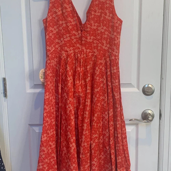 Unique Vintage Red Floral Print Hazel Swing Dress Sz US 10 #0083 - Picture 4 of 7